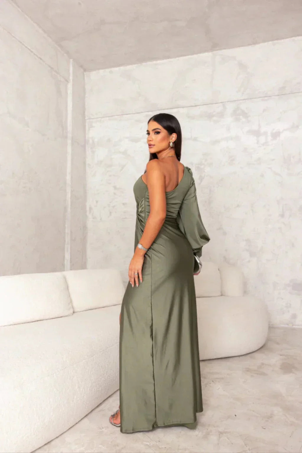 Camila | Vestido satinado de una manga